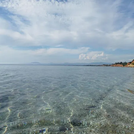 Evilion- Potidaia- Halkidiki- 100m From The Sea Vakantiehuis Nea Poteidaia